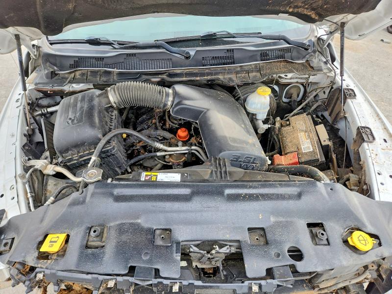 50932896 :رقم المزاد ، 1C6RR6FG2KS598532 vin ، 2019 Ram 1500 Classic مزاد بيع