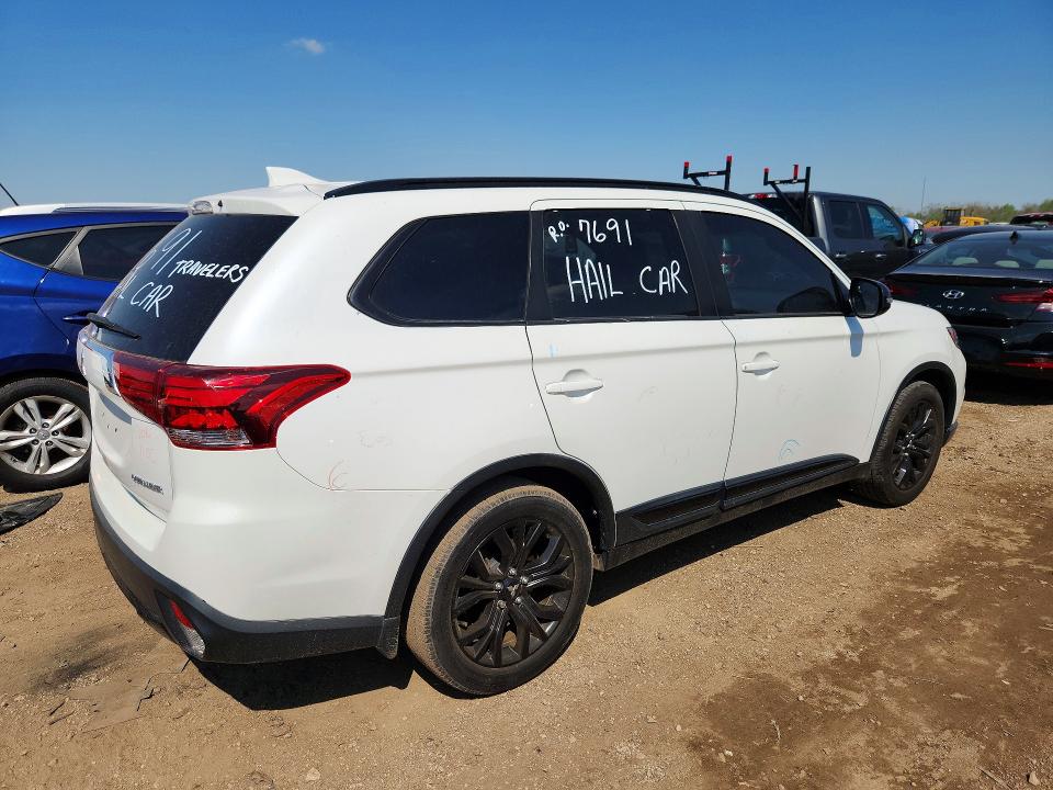 50728666 :رقم المزاد ، JA4AD3A30JZ053582 vin ، 2018 Mitsubishi Outlander مزاد بيع