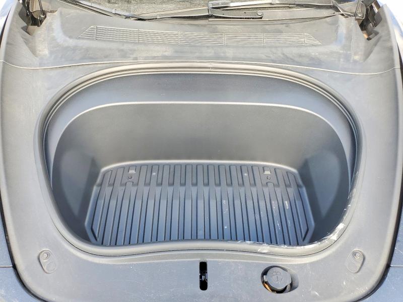 49732306 :رقم المزاد ، 5YJ3E1EA4SF978365 vin ، 2025 Tesla Model 3 مزاد بيع