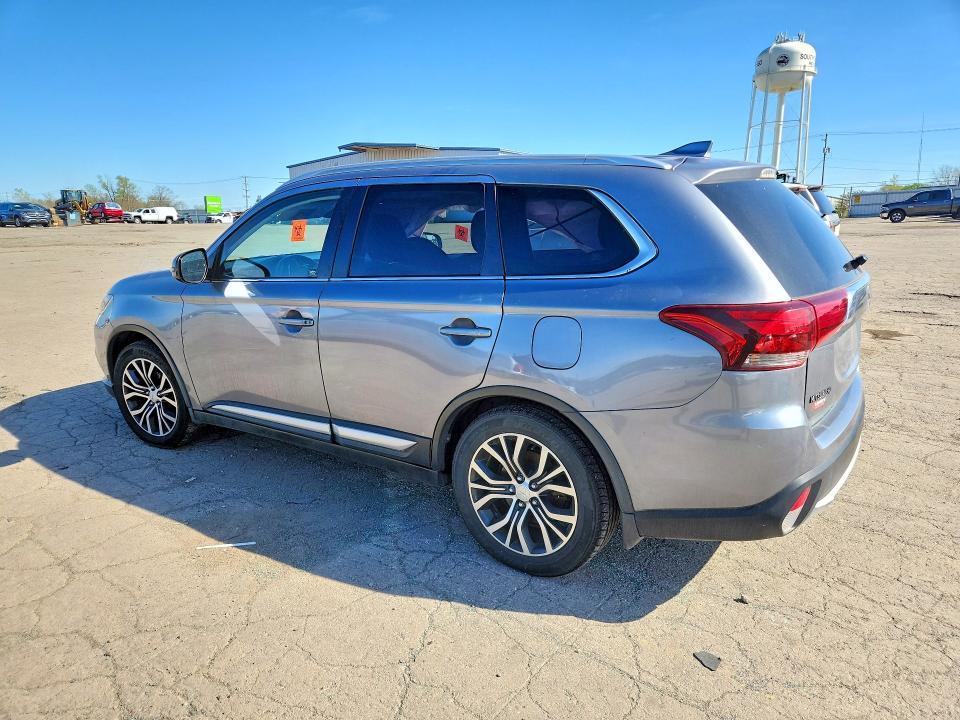 2018 Mitsubishi Outlander მანქანა იყიდება აუქციონზე, vin: JA4AZ3A39JZ006360, აუქციონის ნომერი: 50294436