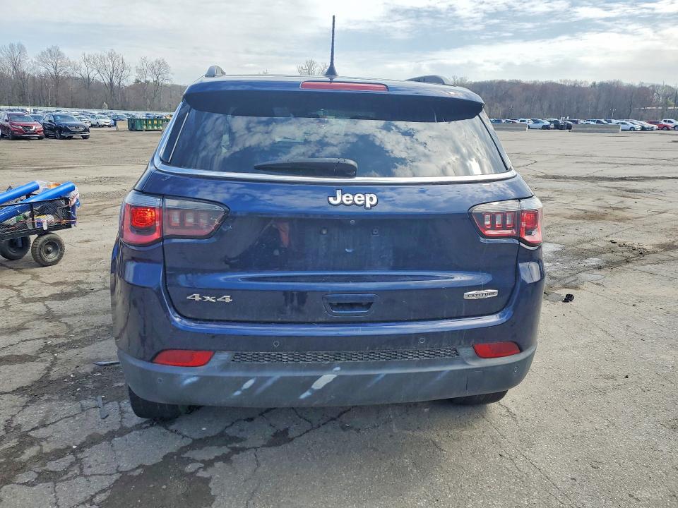 2018 Jeep Compass მანქანა იყიდება აუქციონზე, vin: 3C4NJDBB6JT361987, აუქციონის ნომერი: 49634386