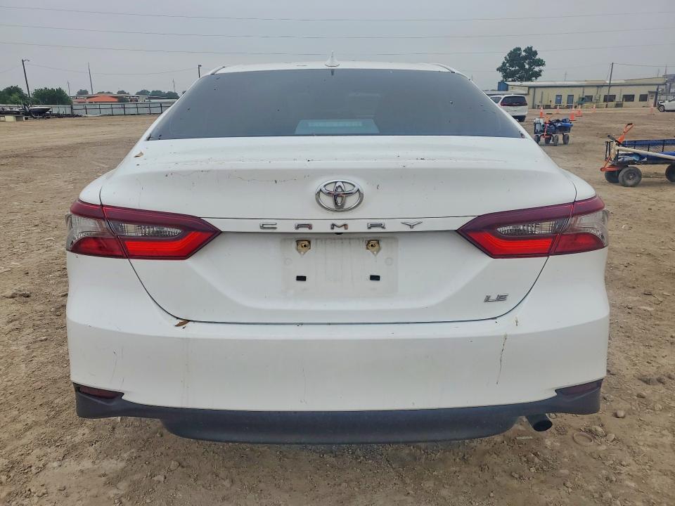 51798056 :رقم المزاد ، 4T1R11AK8RU218845 vin ، 2024 Toyota Camry مزاد بيع