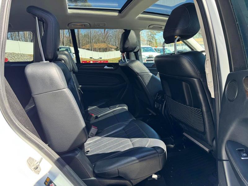49606656 :رقم المزاد ، 4JGDF6EE6HA884065 vin ، 2017 Mercedes-benz Gls مزاد بيع