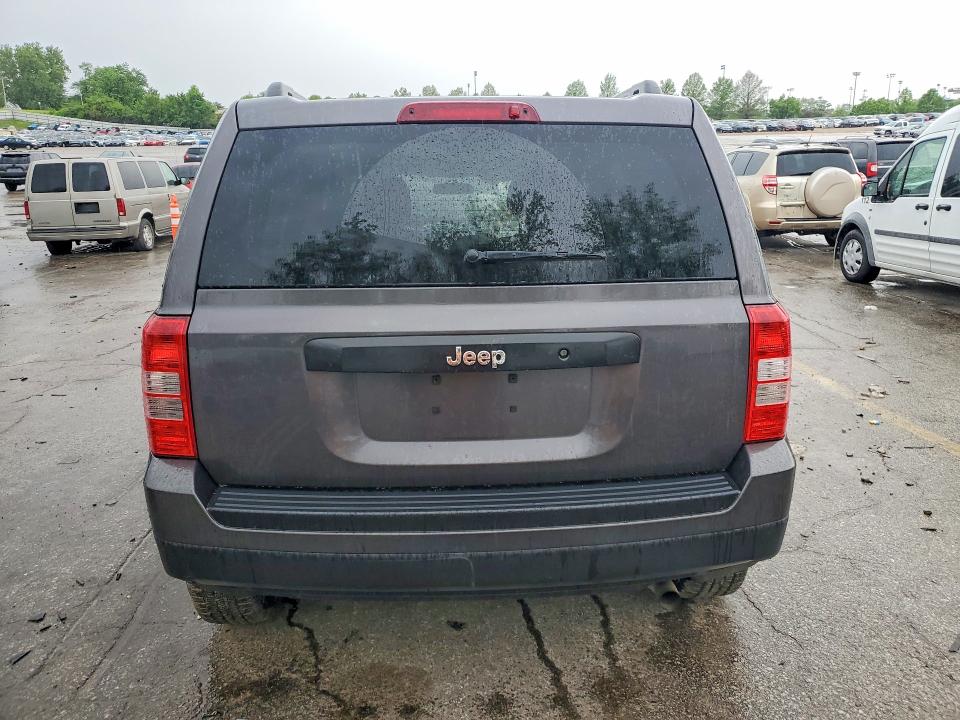 2015 Jeep Patriot მანქანა იყიდება აუქციონზე, vin: 1C4NJPBB8FD428023, აუქციონის ნომერი: 50192686