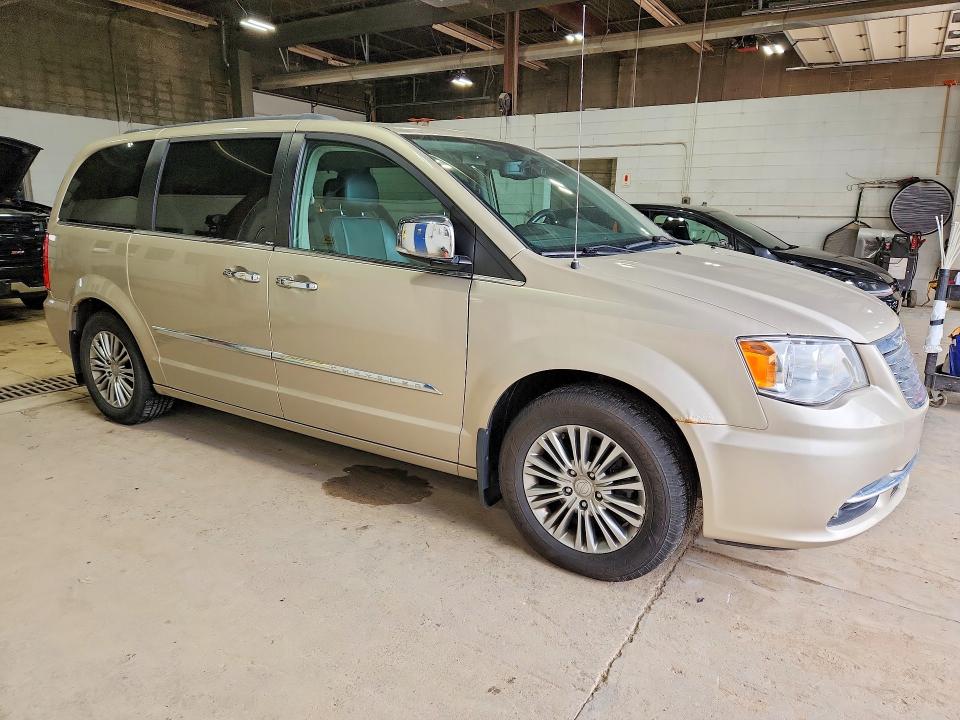 2013 Chrysler Town & Country მანქანა იყიდება აუქციონზე, vin: 2C4RC1CG4DR745309, აუქციონის ნომერი: 49862936