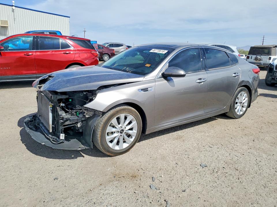 2017 Kia Optima მანქანა იყიდება აუქციონზე, vin: 5XXGU4L35HG168372, აუქციონის ნომერი: 46778616