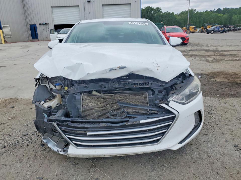 51177956 :رقم المزاد ، 5NPD84LF0JH250683 vin ، 2018 Hyundai Elantra مزاد بيع