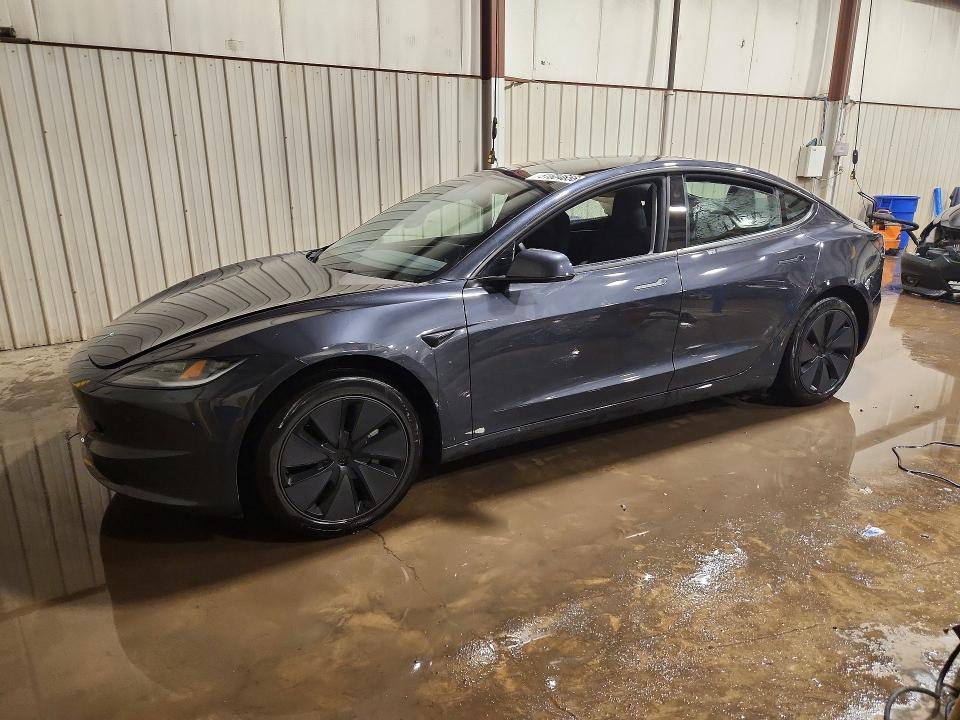 2025 Tesla Model 3 მანქანა იყიდება აუქციონზე, vin: 5YJ3E1EA5SF952373, აუქციონის ნომერი: 51604656