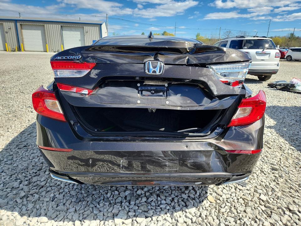 2018 Honda Accord მანქანა იყიდება აუქციონზე, vin: 1HGCV1F10JA046817, აუქციონის ნომერი: 51099086