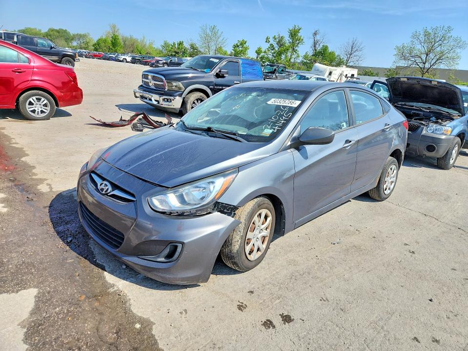 50325786 :رقم المزاد ، KMHCT4AE4DU375549 vin ، 2013 Hyundai Accent مزاد بيع