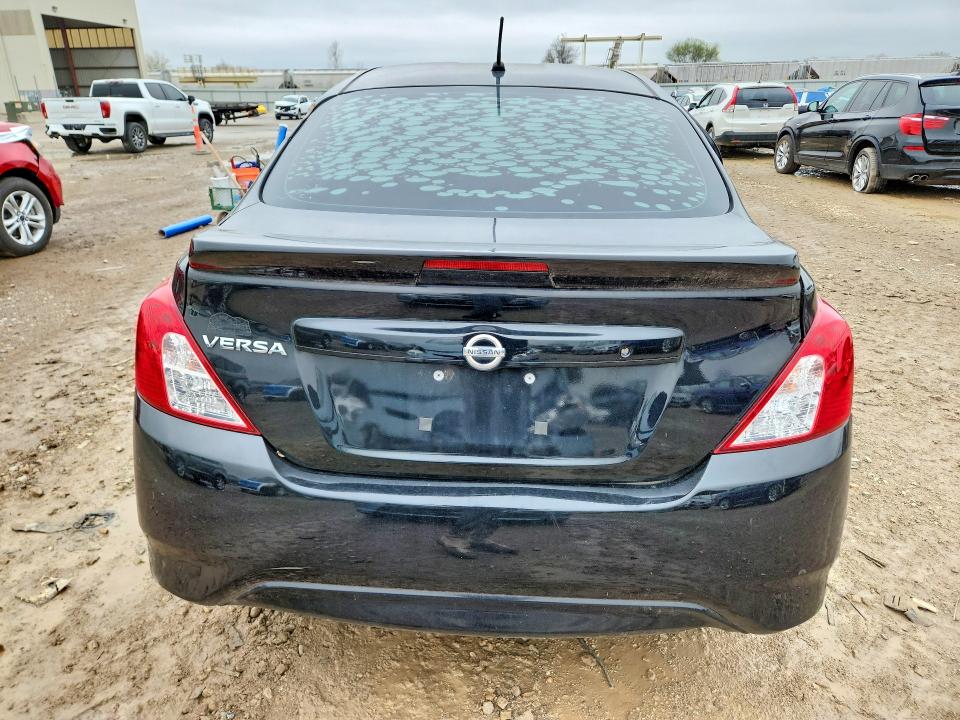2017 Nissan Versa მანქანა იყიდება აუქციონზე, vin: 3N1CN7AP2HL863211, აუქციონის ნომერი: 47158996