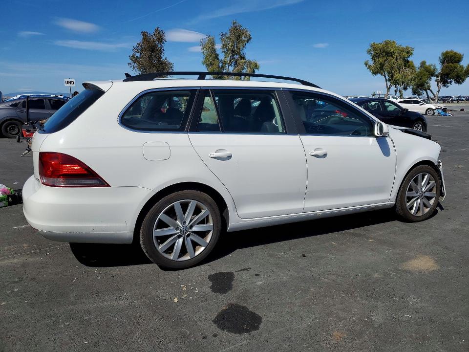 2014 Volkswagen Jetta მანქანა იყიდება აუქციონზე, vin: 3VWPP7AJ4EM602377, აუქციონის ნომერი: 49978536