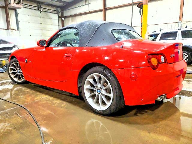 51242996 :رقم المزاد ، 4USBT33594LS52711 vin ، 2004 Bmw Z4 مزاد بيع
