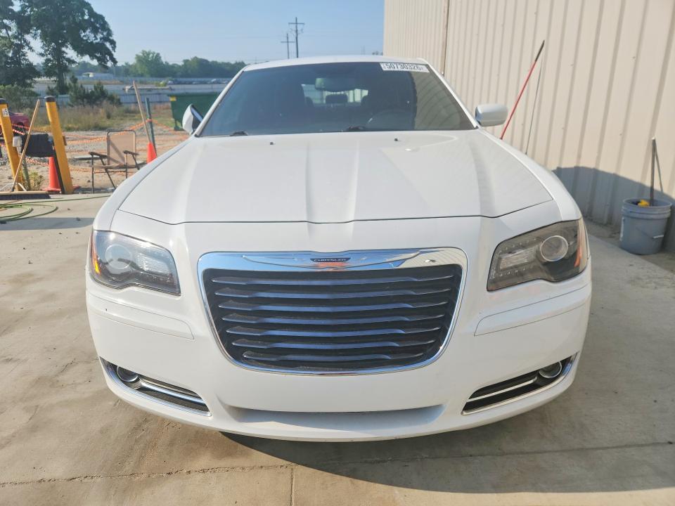 Продажа на аукционе авто 2013 Chrysler 300, vin: 2C3CCABGXDH530065, номер лота: 50730326