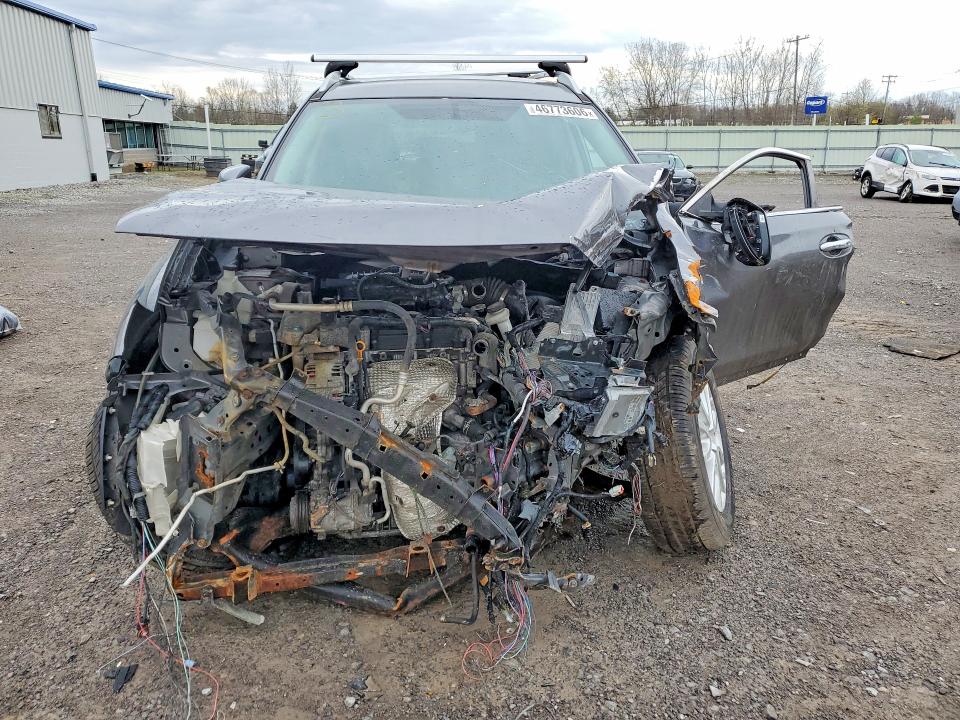46773606 :رقم المزاد ، JN8AT2MV2HW256084 vin ، 2017 Nissan Rogue مزاد بيع