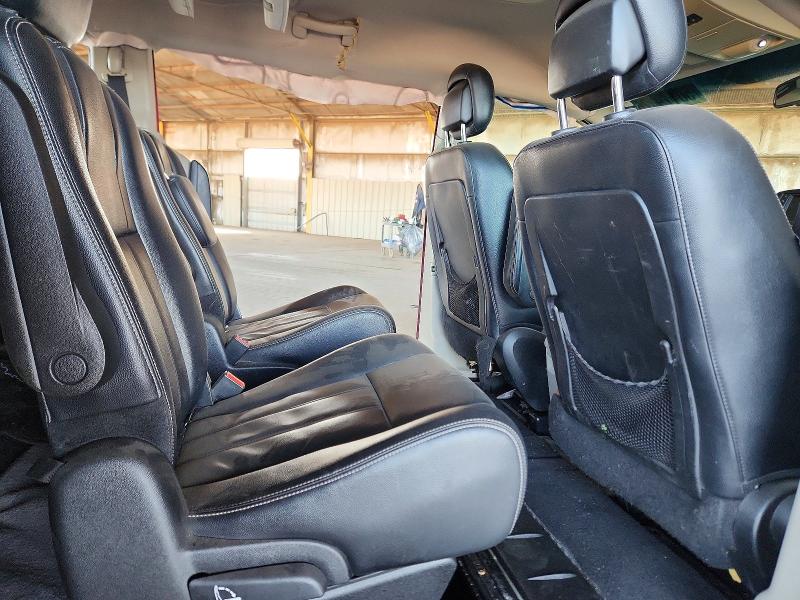 50179426 :رقم المزاد ، 2C4RC1BG7DR743460 vin ، 2013 Chrysler Town & Country مزاد بيع