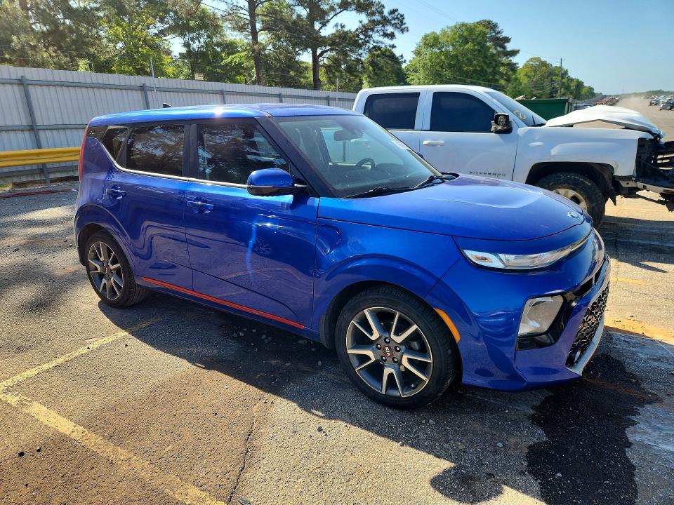 2020 Kia Soul მანქანა იყიდება აუქციონზე, vin: KNDJ63AU2L7090978, აუქციონის ნომერი: 49139256