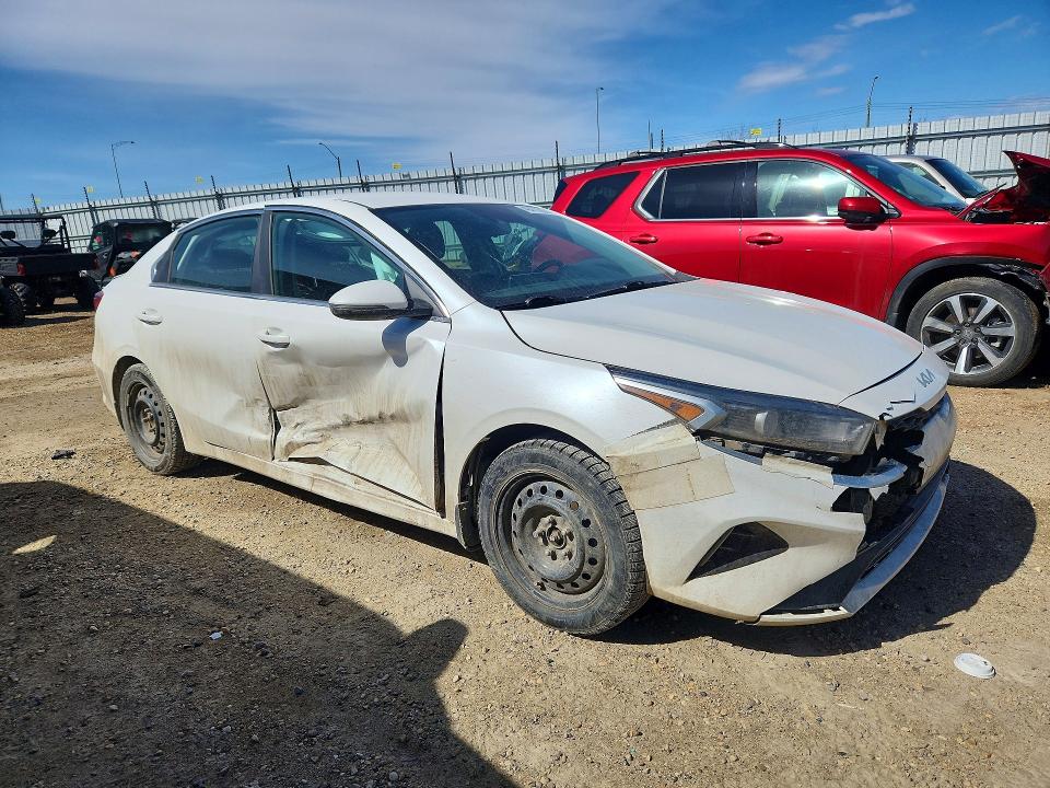 2022 Kia Forte მანქანა იყიდება აუქციონზე, vin: 3KPF34AD3NE473397, აუქციონის ნომერი: 49477856