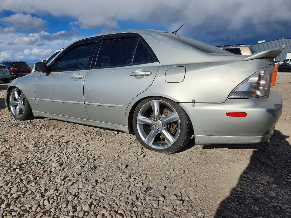 50923156 :رقم المزاد ، JTHBD182010011119 vin ، 2001 Lexus Is مزاد بيع