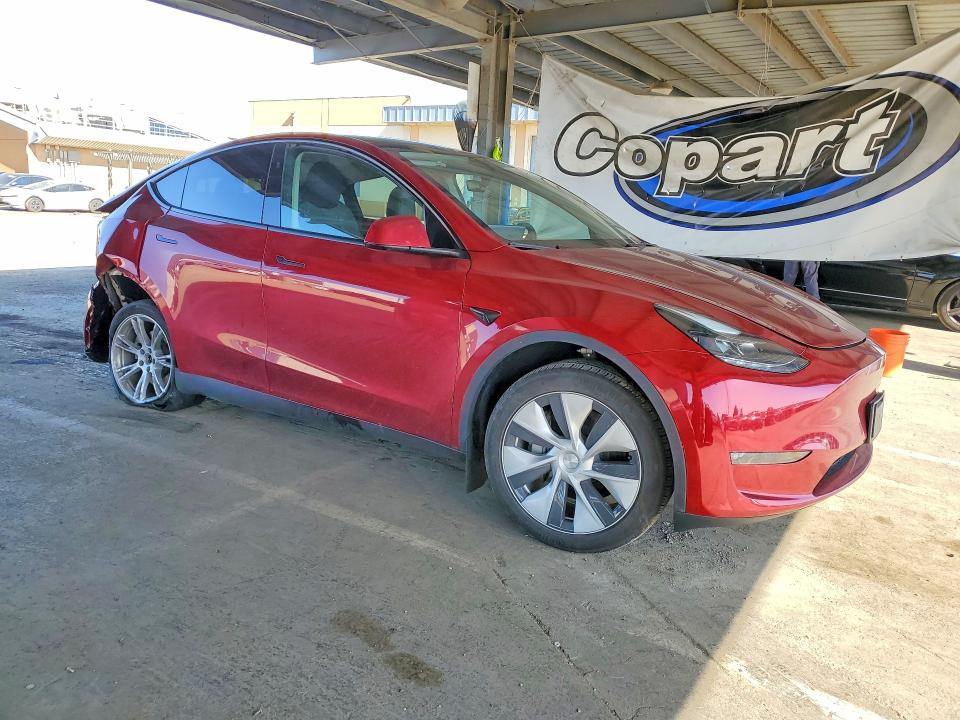 50347656 :رقم المزاد ، 7SAYGAEE5RF069275 vin ، 2024 Tesla Model Y مزاد بيع