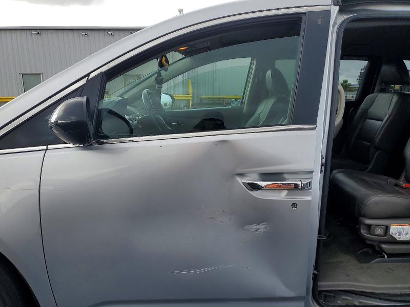 Продаж на аукціоні авто 2015 Honda Odyssey, vin: 5FNRL5H64FB077467, номер лоту: 50172426
