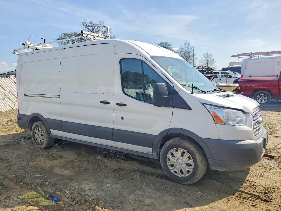 2015 Ford Transit მანქანა იყიდება აუქციონზე, vin: 1FTNR2CV4FKA60956, აუქციონის ნომერი: 49518726
