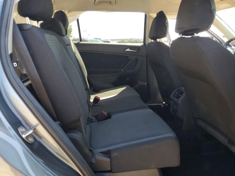 49514696 :رقم المزاد ، 3VV1B7AX2LM165327 vin ، 2020 Volkswagen Tiguan مزاد بيع