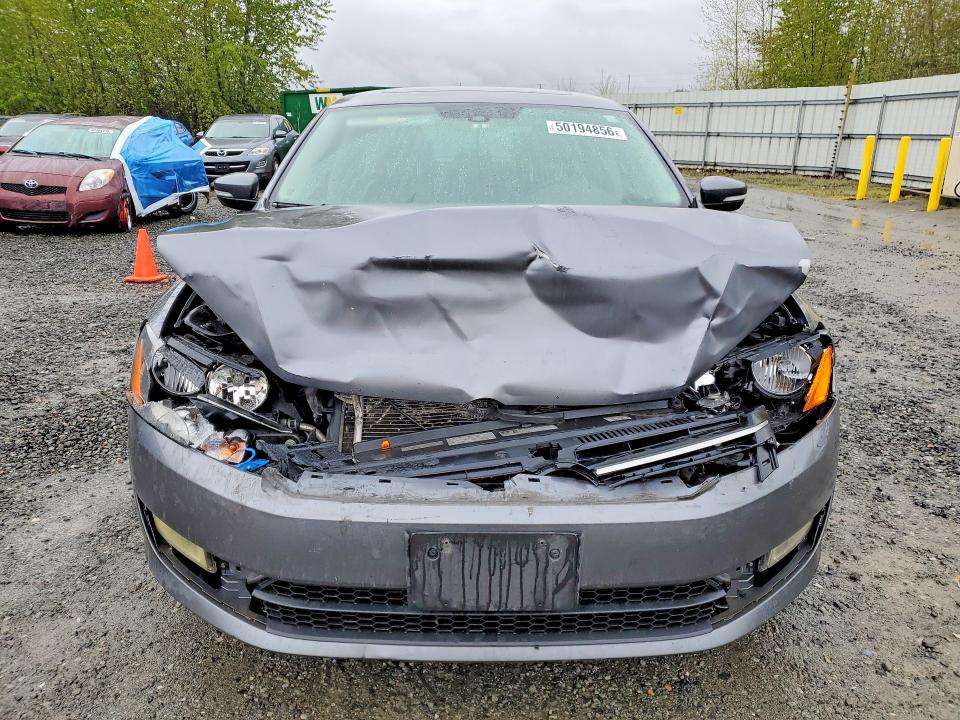 2013 Volkswagen Passat მანქანა იყიდება აუქციონზე, vin: 1VWBP7A33DC070034, აუქციონის ნომერი: 50194856