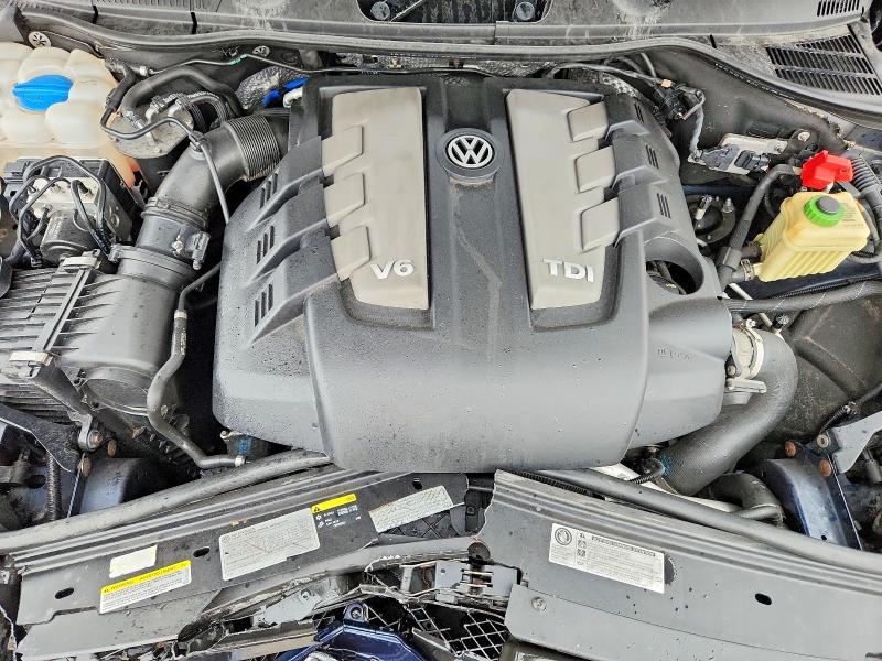 49611586 :رقم المزاد ، WVGEP9BP4ED010459 vin ، 2014 Volkswagen Touareg مزاد بيع