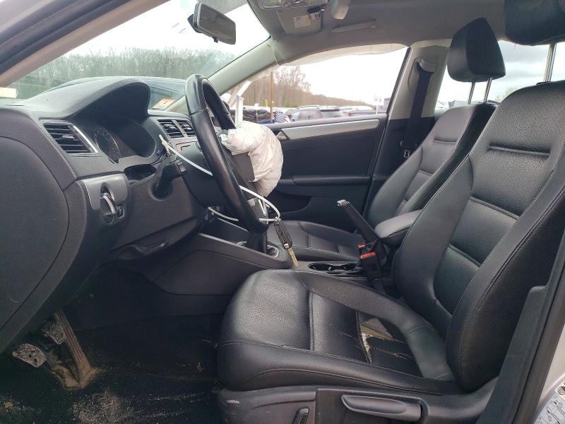 2014 Volkswagen Jetta მანქანა იყიდება აუქციონზე, vin: 3VWB17AJ5EM367144, აუქციონის ნომერი: 50413726