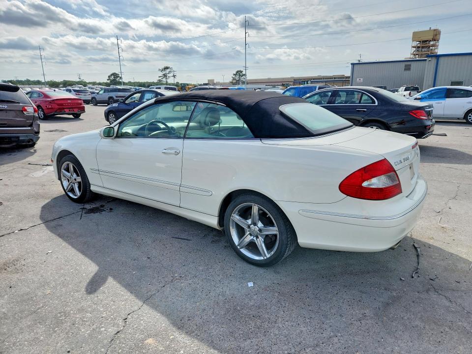 51467666 :رقم المزاد ، WDBTK56F68F236353 vin ، 2008 Mercedes Benz Clk مزاد بيع