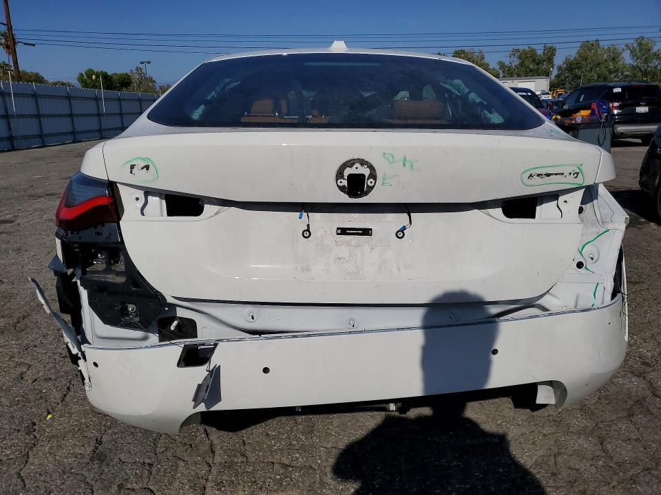 51122826 :رقم المزاد ، WBY23HD06SFV70043 vin ، 2025 Bmw I4 مزاد بيع