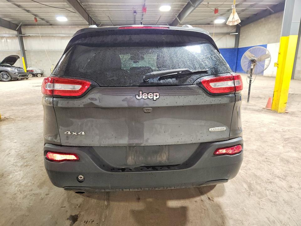 2017 Jeep Cherokee მანქანა იყიდება აუქციონზე, vin: 1C4PJMCB3HW570180, აუქციონის ნომერი: 50675226