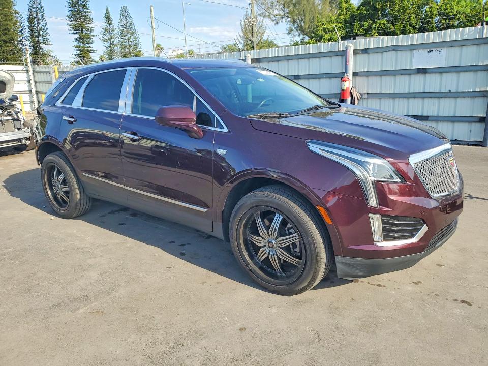 50305956 :رقم المزاد ، 1GYKNBRS9HZ284787 vin ، 2017 Cadillac Xt5 مزاد بيع