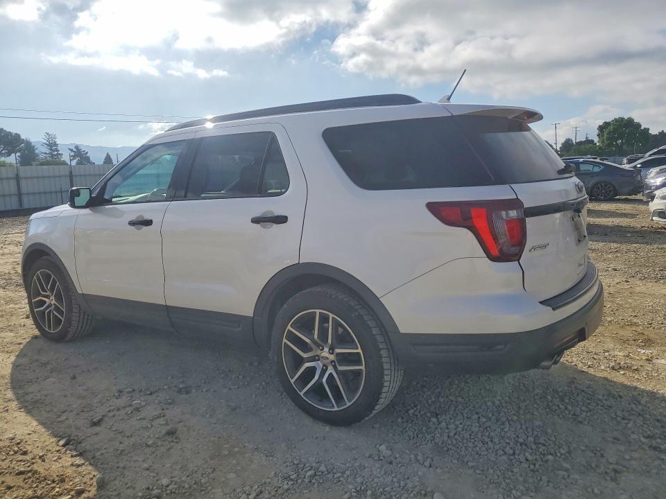 51114016 :رقم المزاد ، 1FM5K8GT2JGA56489 vin ، 2018 Ford Explorer مزاد بيع