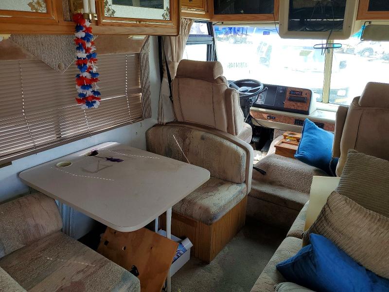 47814146 :رقم المزاد ، 1GBKP37N0T3305593 vin ، 1996 Winnebago P30 مزاد بيع
