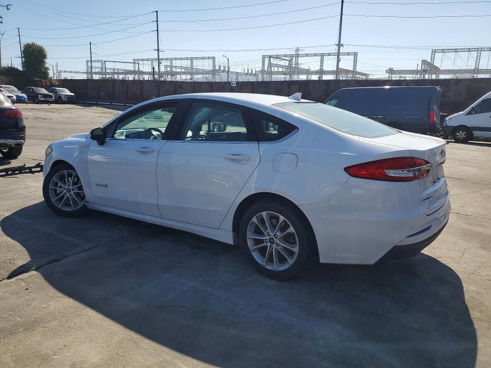 2019 Ford Fusion მანქანა იყიდება აუქციონზე, vin: 3FA6P0LU5KR175261, აუქციონის ნომერი: 49032436