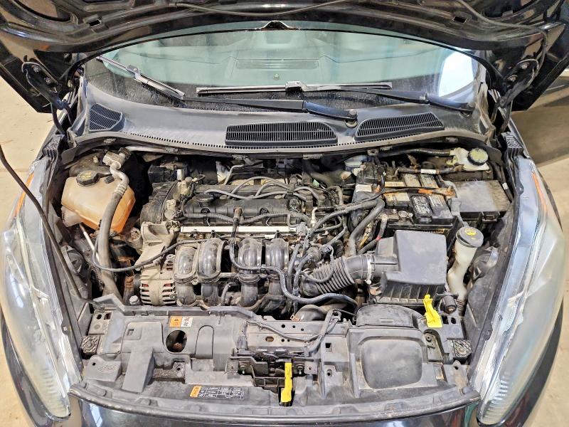 48543526 :رقم المزاد ، 3FADP4EJ5FM127991 vin ، 2015 Ford Fiesta مزاد بيع