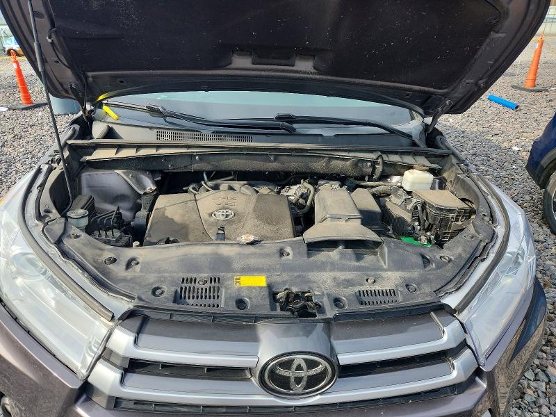 Продаж на аукціоні авто 2019 Toyota Highlander, vin: 5TDJZRFH3KS581277, номер лоту: 48686716
