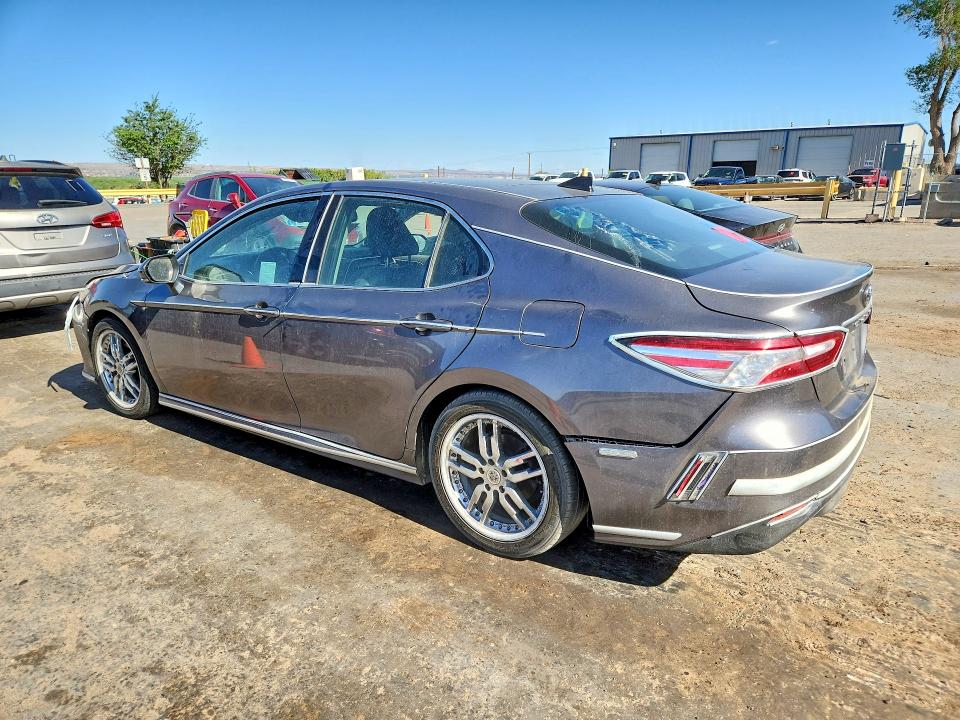 Продажа на аукционе авто 2018 Toyota Camry, vin: 4T1B11HK6JU010961, номер лота: 51329766