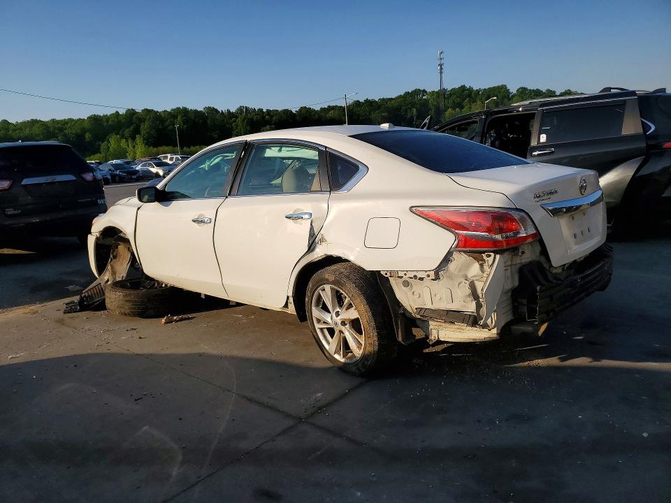 2015 Nissan Altima მანქანა იყიდება აუქციონზე, vin: 1N4AL3AP6FC265270, აუქციონის ნომერი: 50961376