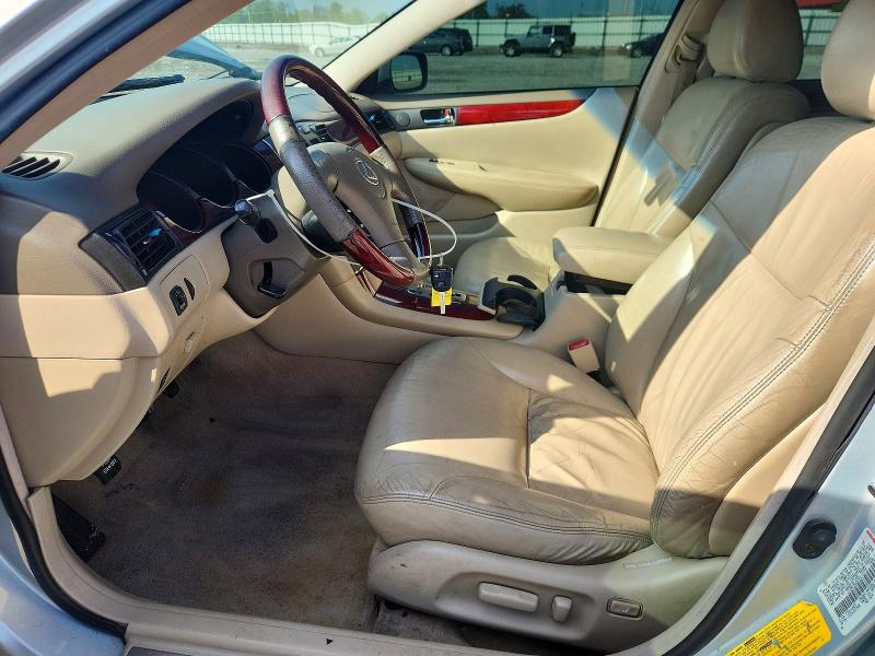50180726 :رقم المزاد ، JTHBF30G530111779 vin ، 2003 Lexus Es مزاد بيع