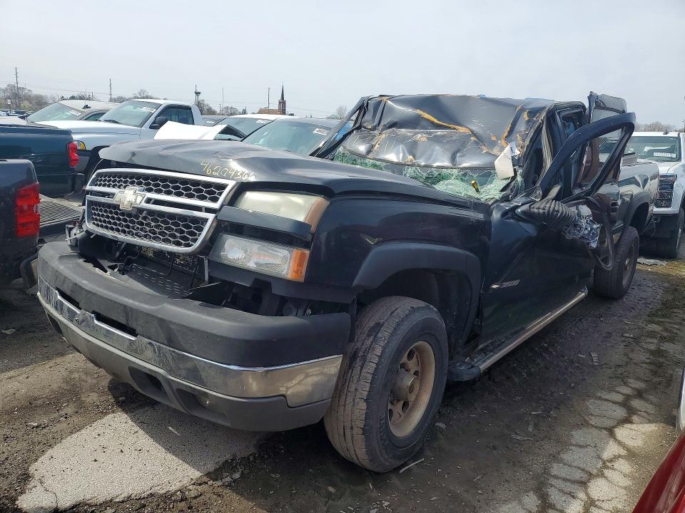 46204366 :رقم المزاد ، 1GCHK33UX5F931056 vin ، 2005 Chev/geo Truck Medium Duty/box Trucks مزاد بيع