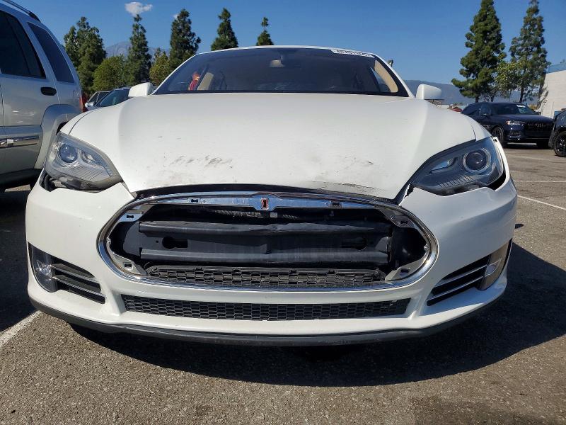 Продажа на аукционе авто 2013 Tesla Model S, vin: 5YJSA1BG5DFP09844, номер лота: 48701366