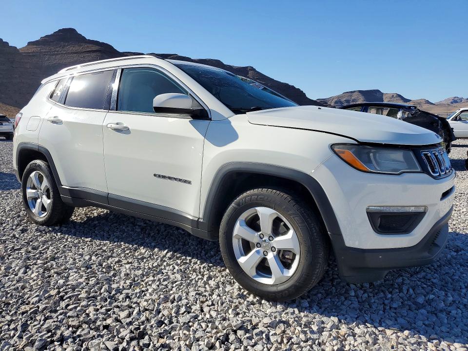 2017 Jeep Compass მანქანა იყიდება აუქციონზე, vin: 3C4NJDBB9HT688653, აუქციონის ნომერი: 51841906