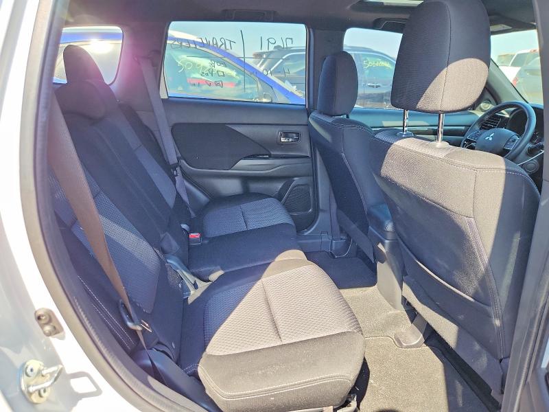 50728666 :رقم المزاد ، JA4AD3A30JZ053582 vin ، 2018 Mitsubishi Outlander مزاد بيع