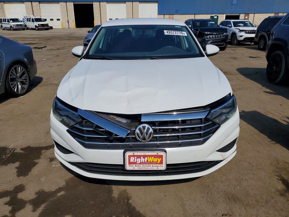49372776 :رقم المزاد ، 3VWC57BU8KM142259 vin ، 2019 Volkswagen Jetta مزاد بيع