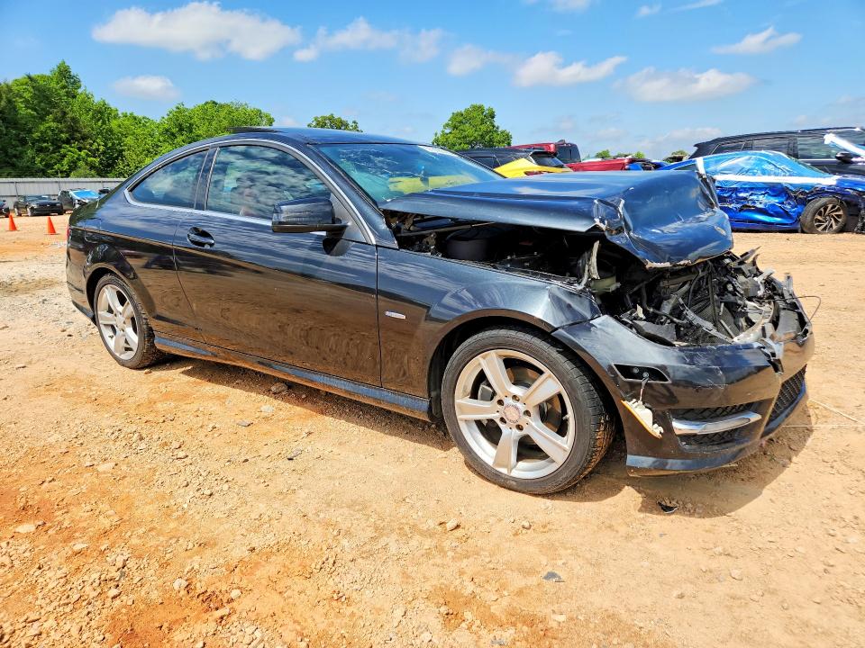 51856816 :رقم المزاد ، WDDGJ4HB8CF929806 vin ، 2012 Mercedes-benz C مزاد بيع