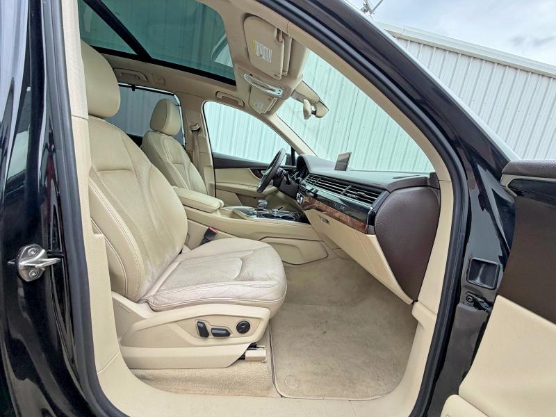 50684786 :رقم المزاد ، WA1LAAF78HD019107 vin ، 2017 Audi Q7 مزاد بيع
