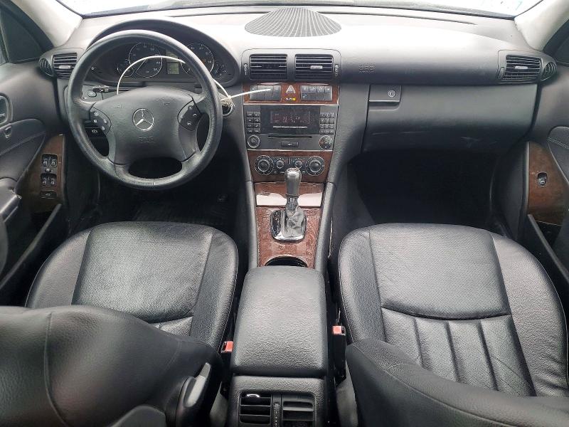 51127816 :رقم المزاد ، WDBRF81J75F613067 vin ، 2005 Mercedes-benz C مزاد بيع